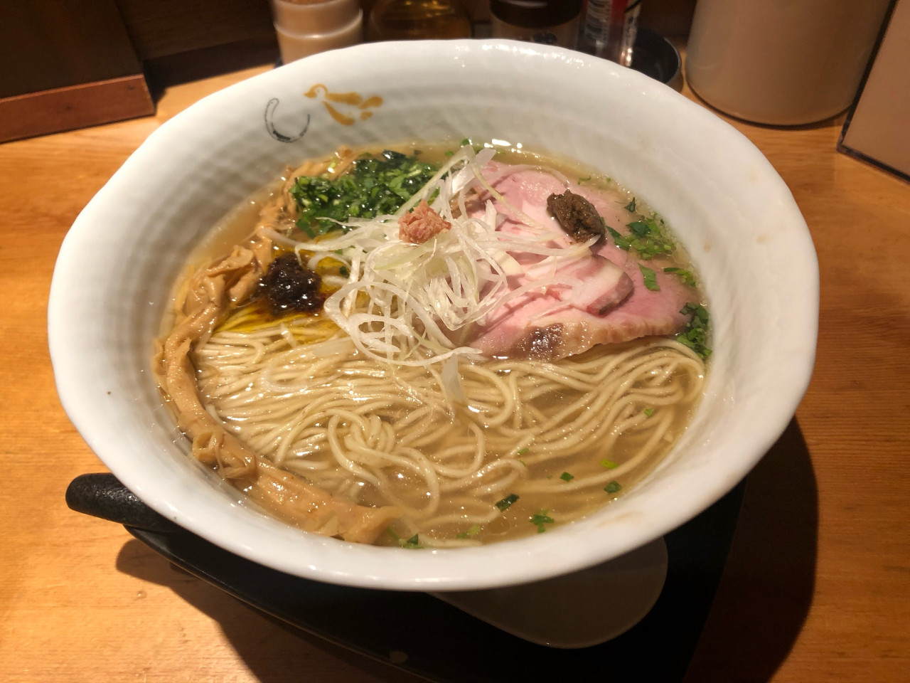 2026年最新新宿ラーメンランキング！激戦区の覇者と深夜の穴場