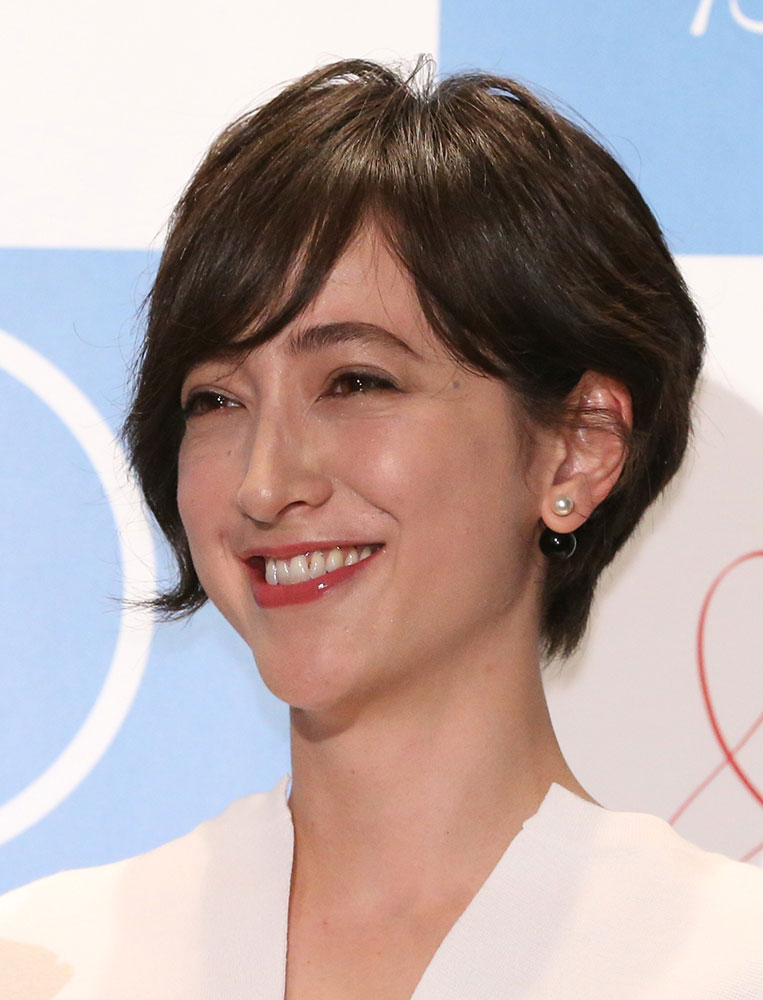 アナウンサーの枠を捨てた滝川クリステルの現在地——「おもてなし」から13年、彼女が選んだ静かな革新