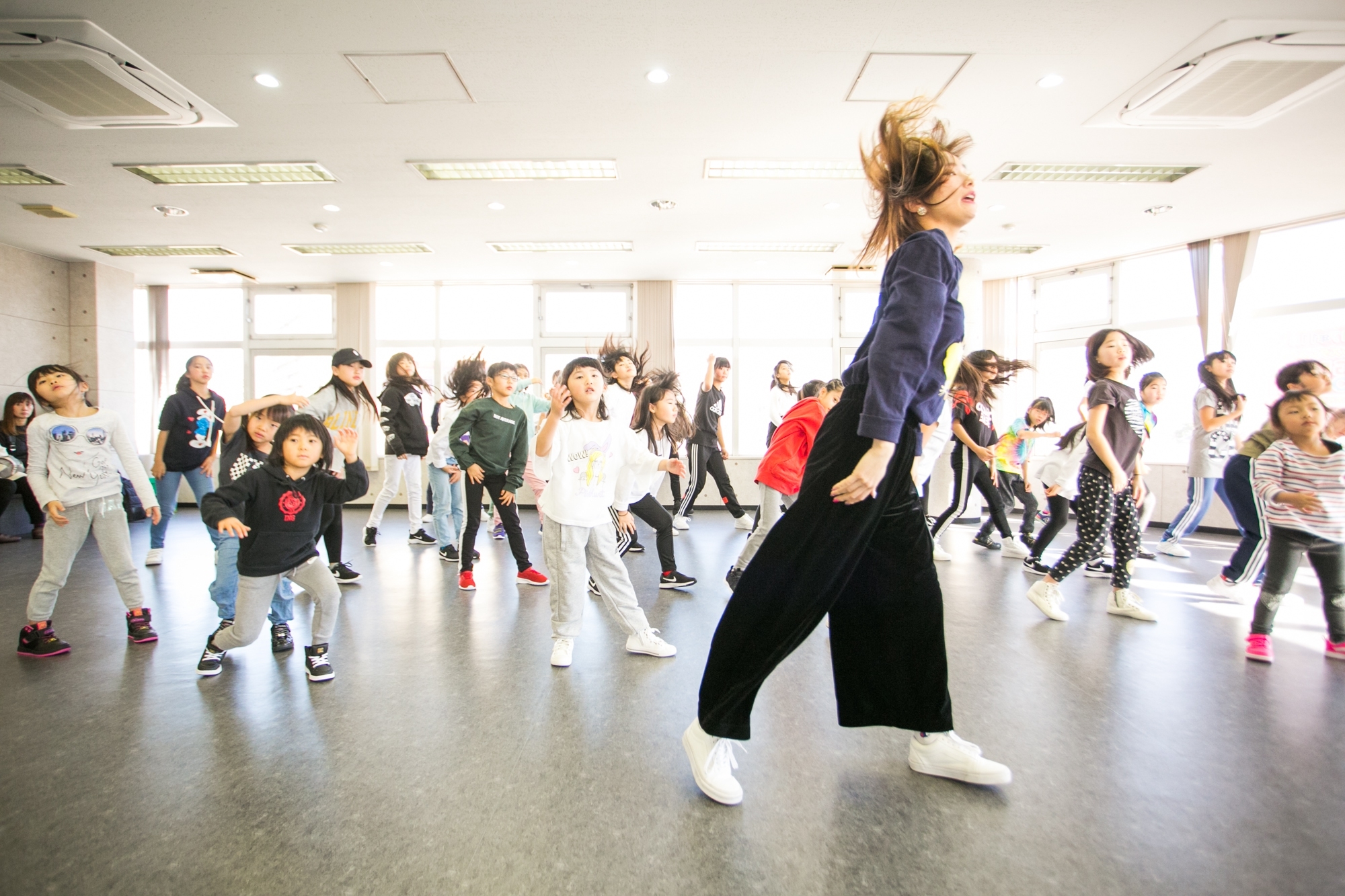 ジャズダンスの特徴を徹底解剖！舞台で選ばれる理由と三大ジャンル比較