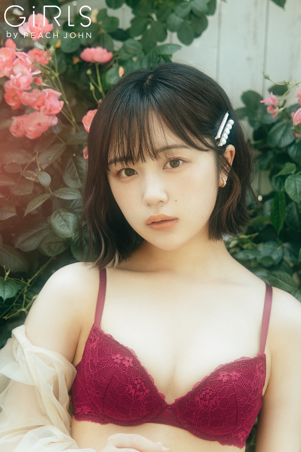 なえなの推定カップ数と美ボディの真相！水着写真集や体型維持の秘訣