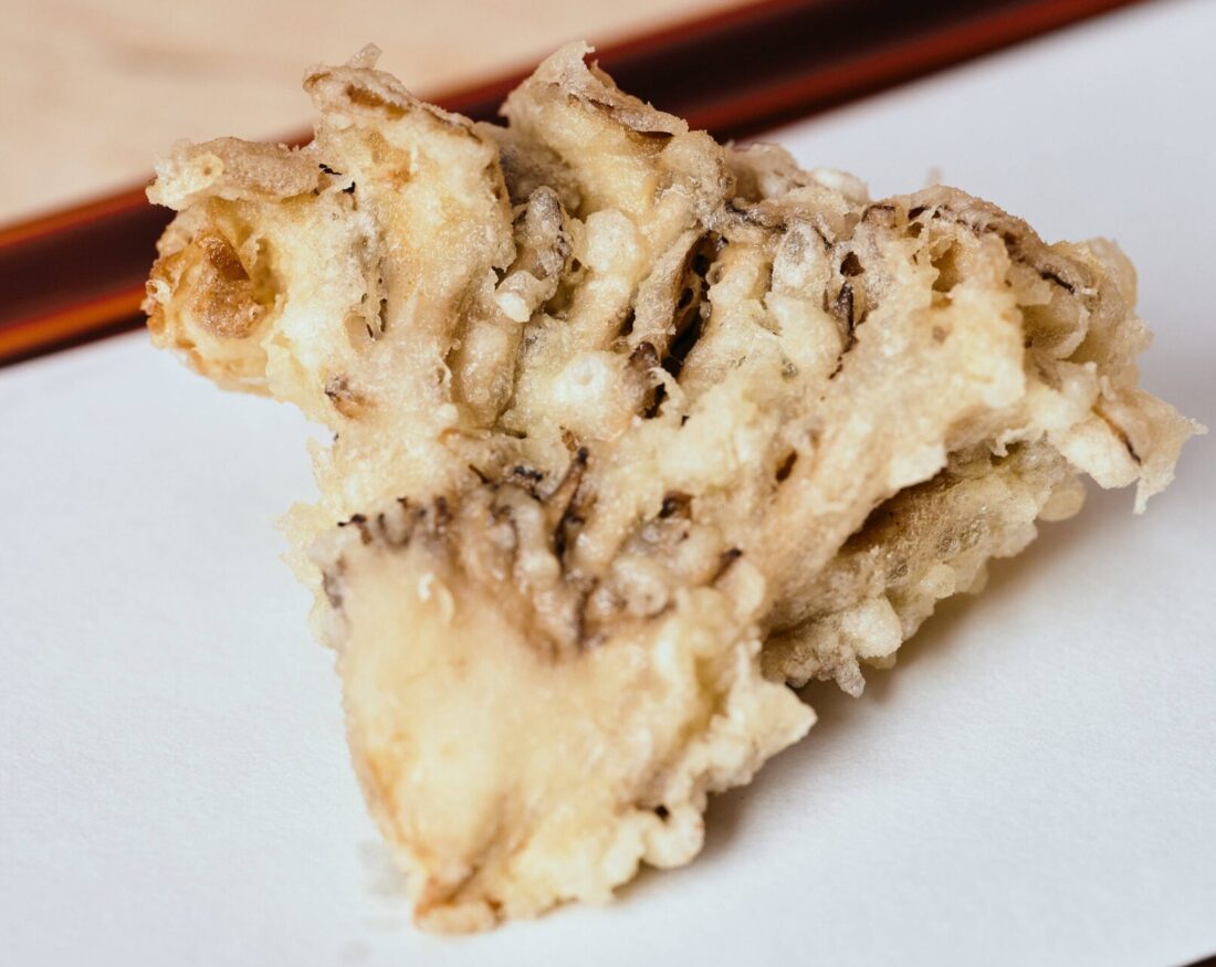 舞茸天ぷらが絶対サクサクになる黄金比！失敗原因と料亭風の揚げ方裏技