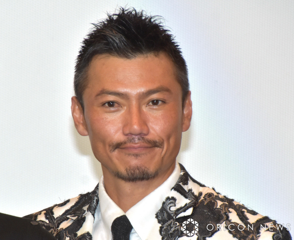 純烈の歴代脱退メンバーの真相！卒業理由と現在の活動を徹底追跡