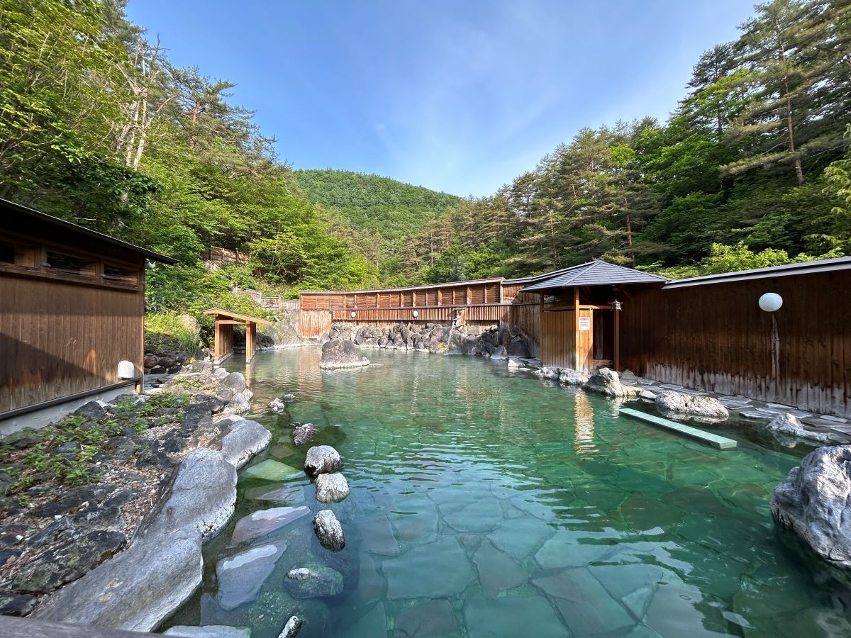 群馬の日帰り温泉穴場2026！混雑回避の名湯と個室付き秘湯を徹底解剖