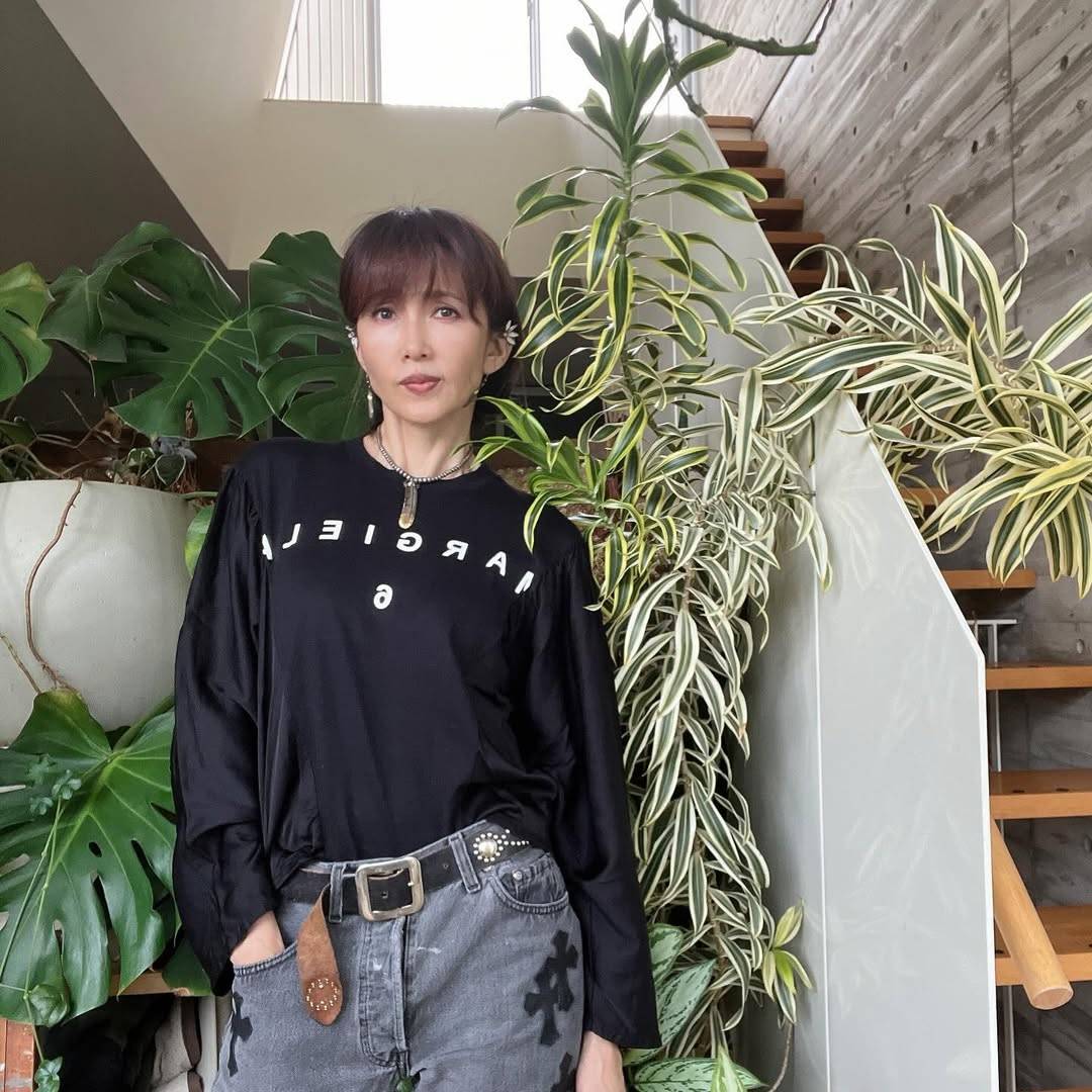 工藤静香の身長・体重は実際何Kg？サバ読み疑惑と驚異の美ボディの真相