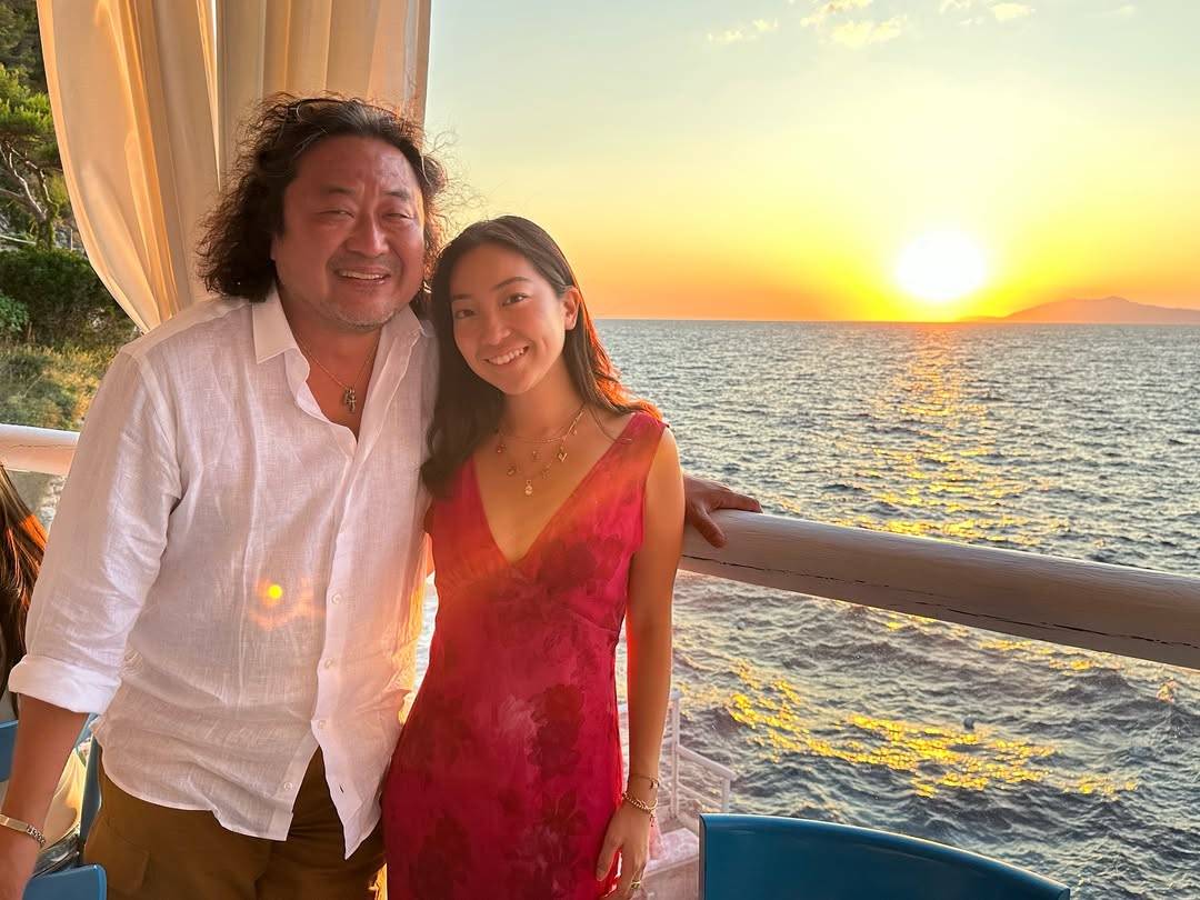 葉加瀬太郎の妻・高田万由子の現在｜驚愕の実家資産と離婚危機の真相