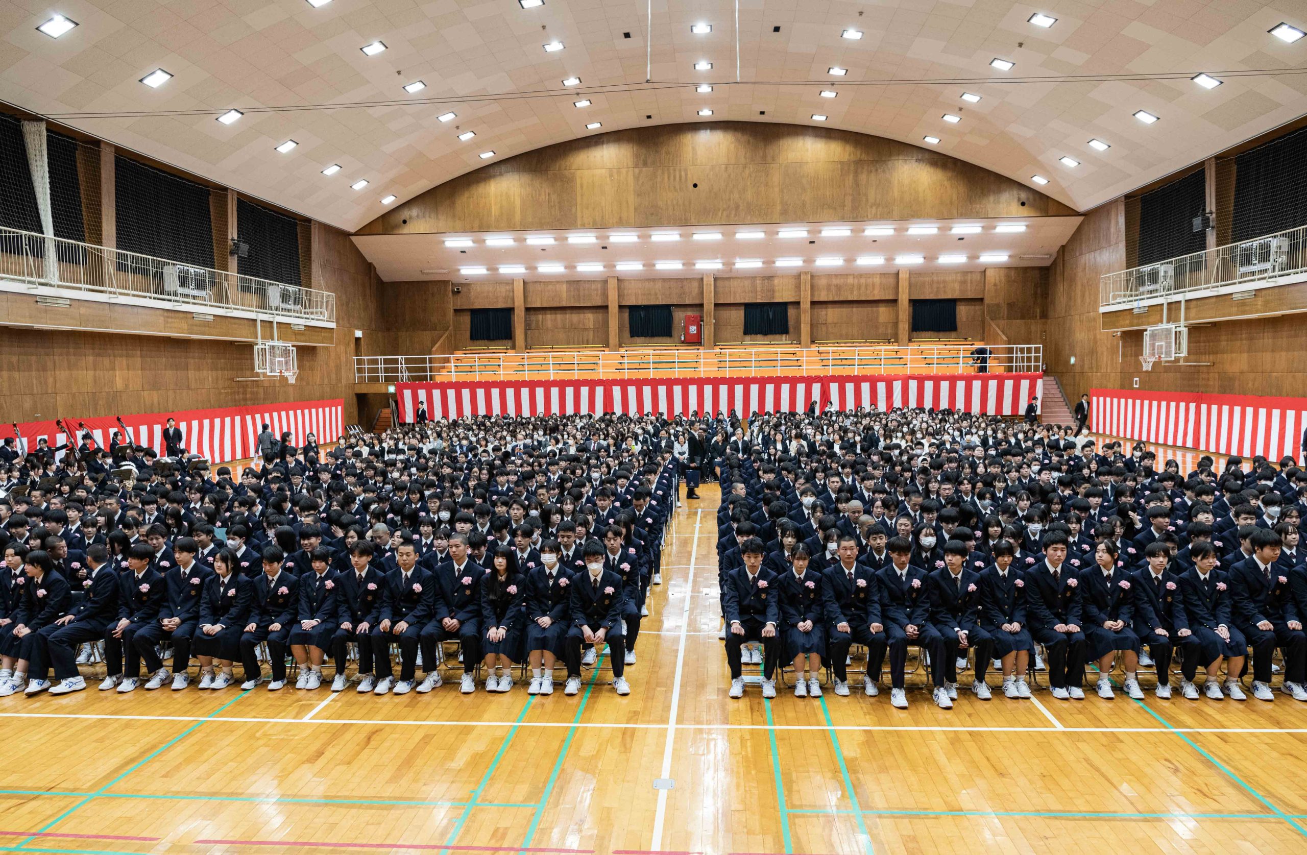 高校入学式で浮かない服装と持ち物は？親と生徒の失敗しないマナー徹底解説