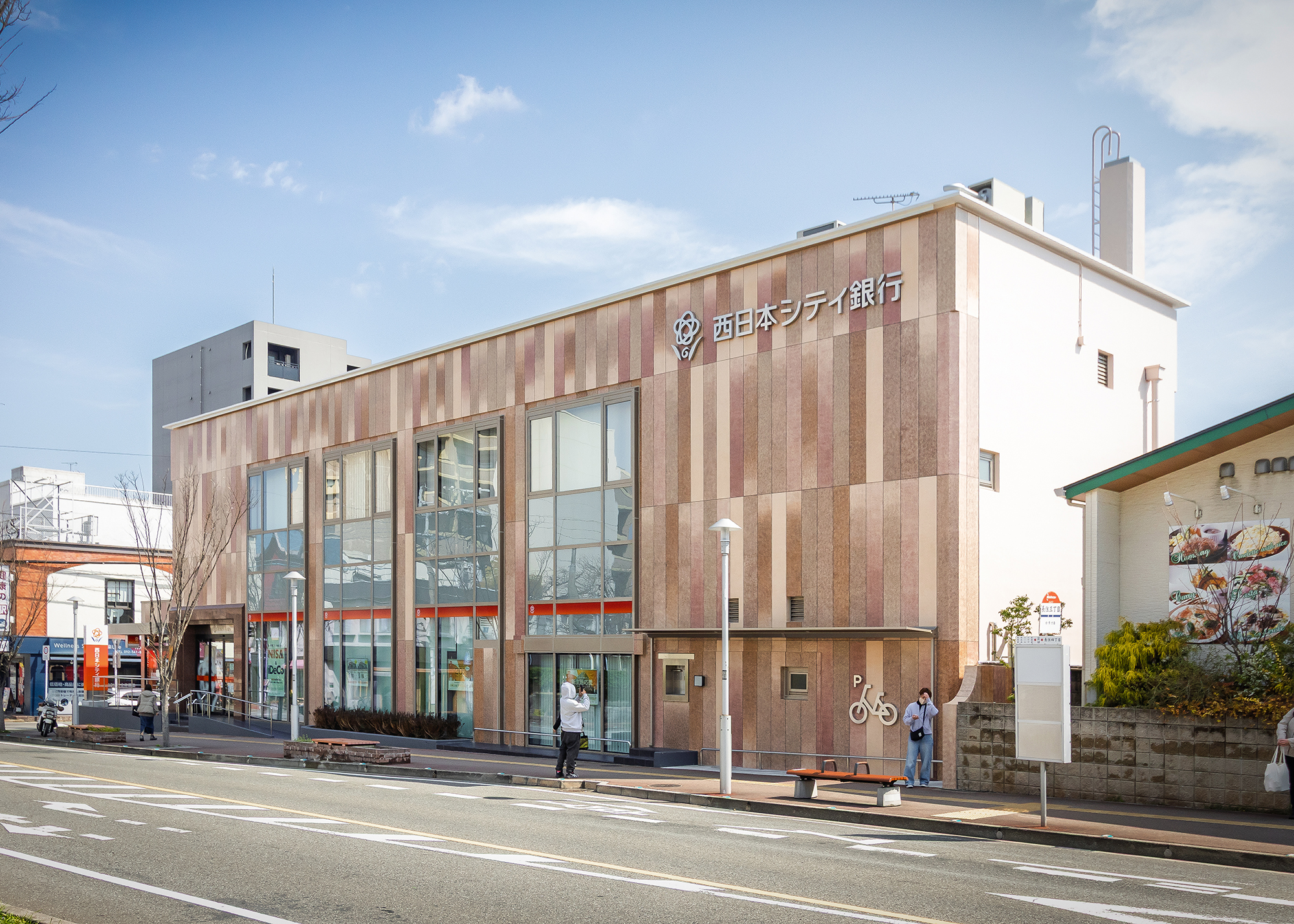 西日本シティ銀行長住支店の営業時間と移転の真相！手数料や混雑対策を検証