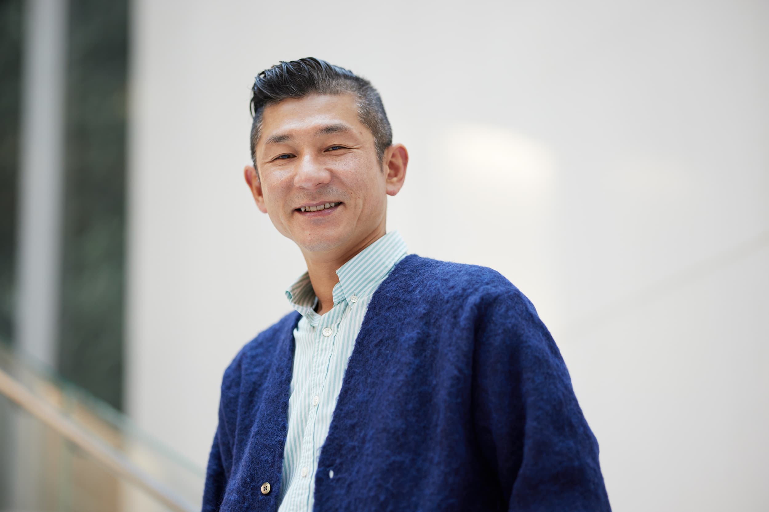 笑い飯哲夫の現在に迫る！格安塾の経営理由や仏教・結婚家族の最新情報
