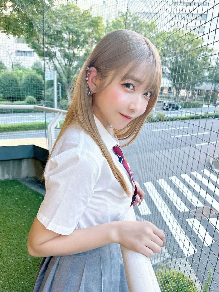 天羽希純の最新画像と現在まとめ！グラビア界を席巻する人気の秘密