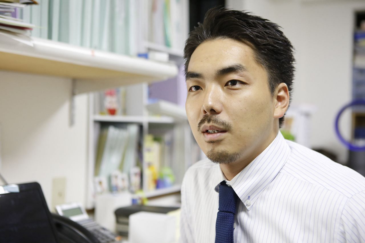 倉持麟太郎弁護士の現在2026｜再婚の噂と法律事務所の活動全真相
