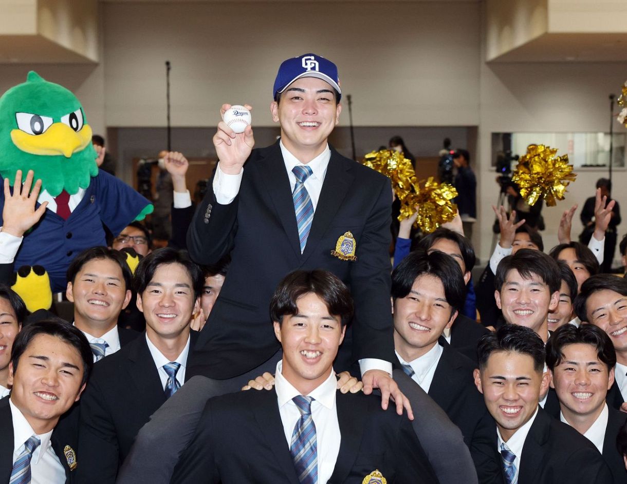中日ドラフト徹底解剖！なぜあの選手を1位指名？スカウトの狙いと真相