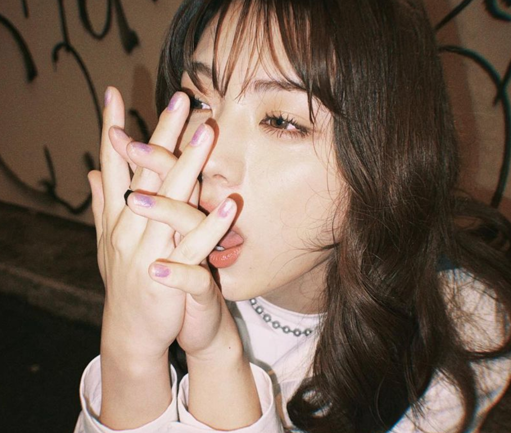 井手上漠の「エロ可愛い」が話題沸騰！美脚と色気の真相を徹底解説