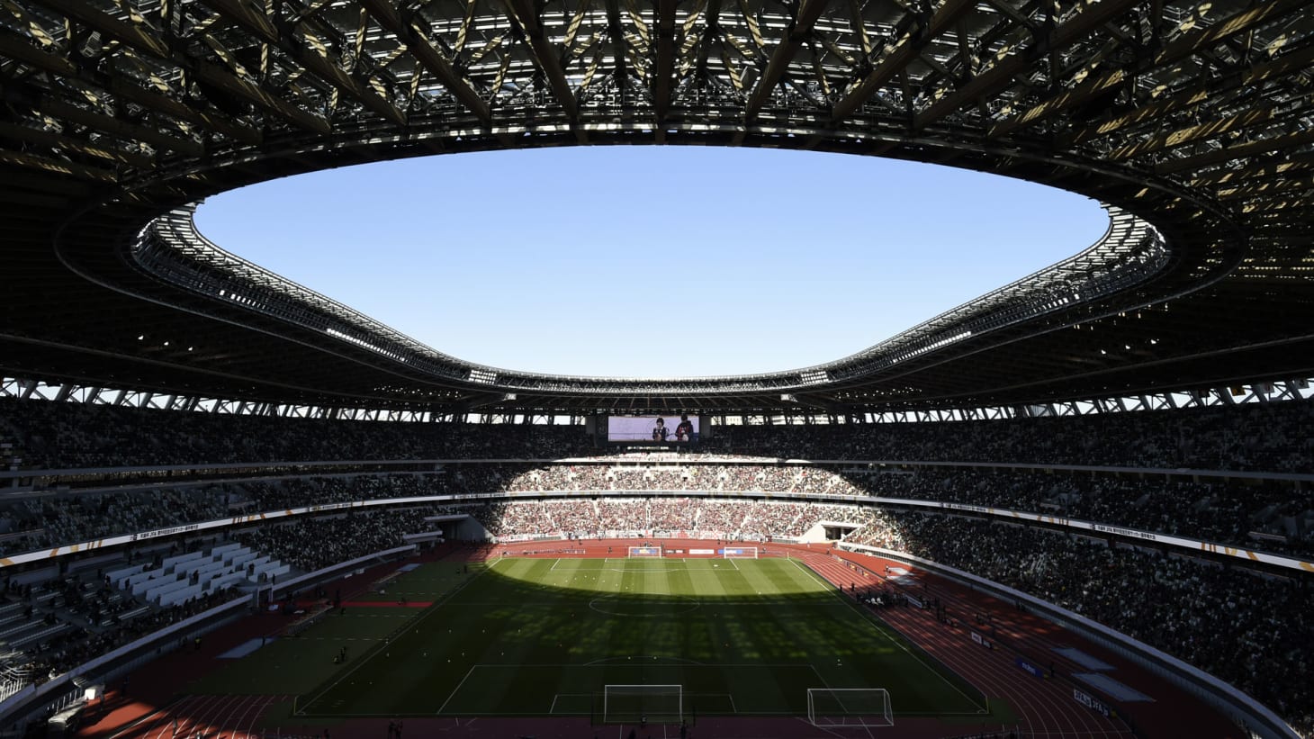 サッカー日本代表10番の重圧と栄光！新時代を導くエースの真実