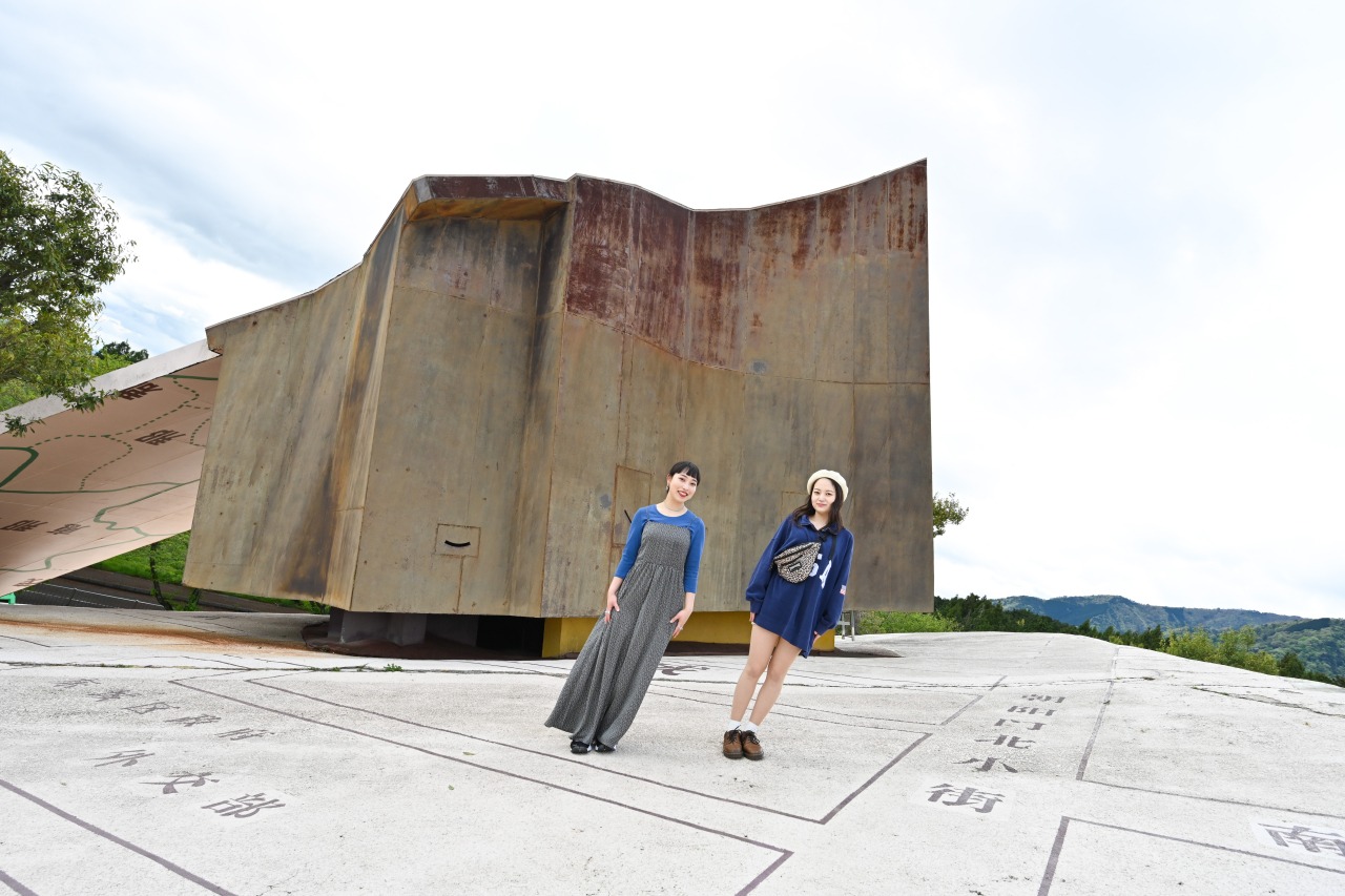 養老天命反転地はなぜ危険と噂されるのか？服装・靴の罠と見どころを徹底解剖
