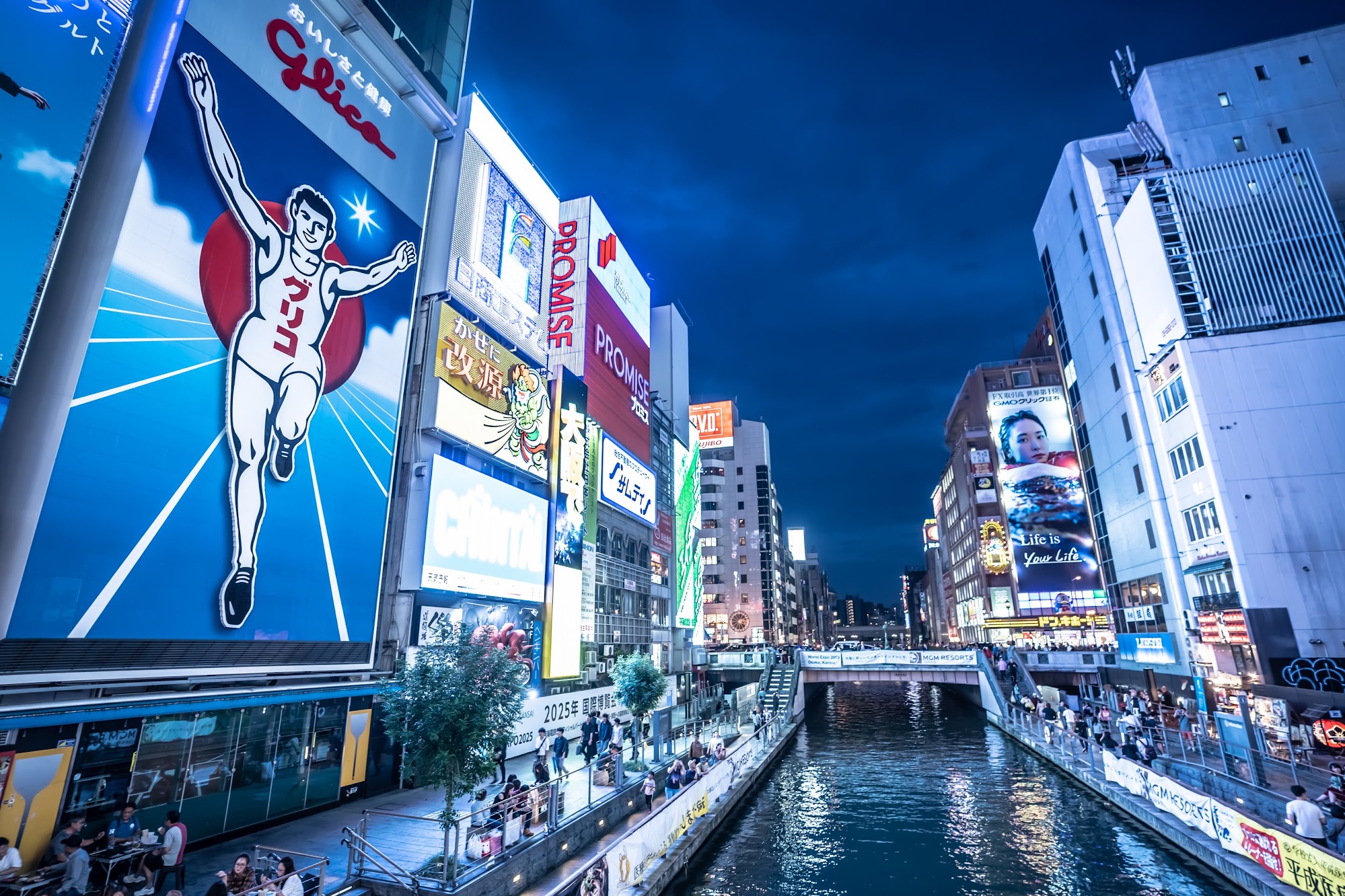なんばマルイのアンファミエは閉店？現在の営業状況や試着の真相を徹底解説
