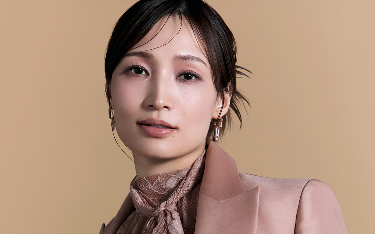 望海風斗の現在と結婚の真相！圧倒的歌唱力と舞台の評判を徹底解剖