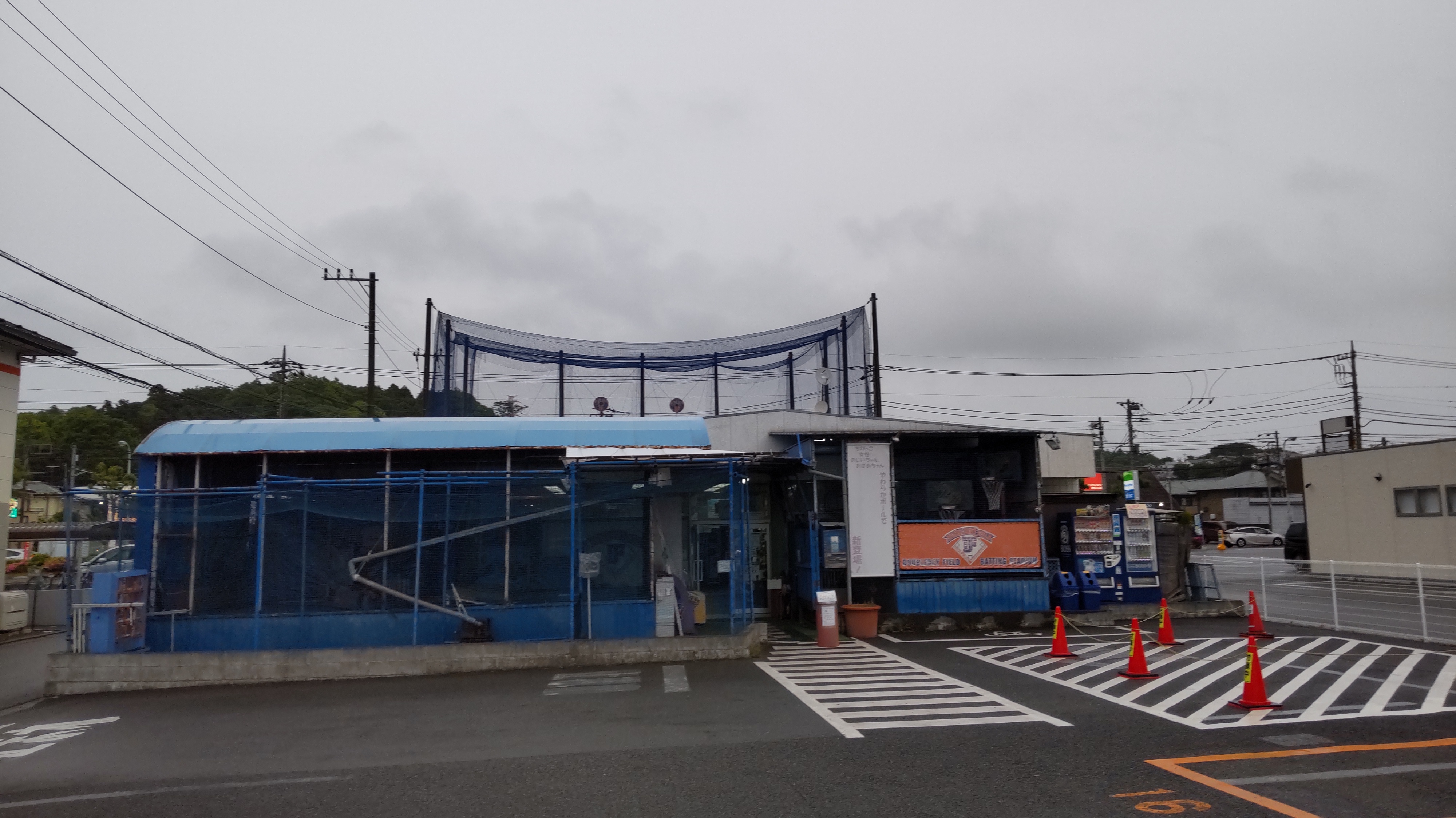 ダブルデイフィールドの噂を検証！料金・評判と混雑や打席設備の全貌