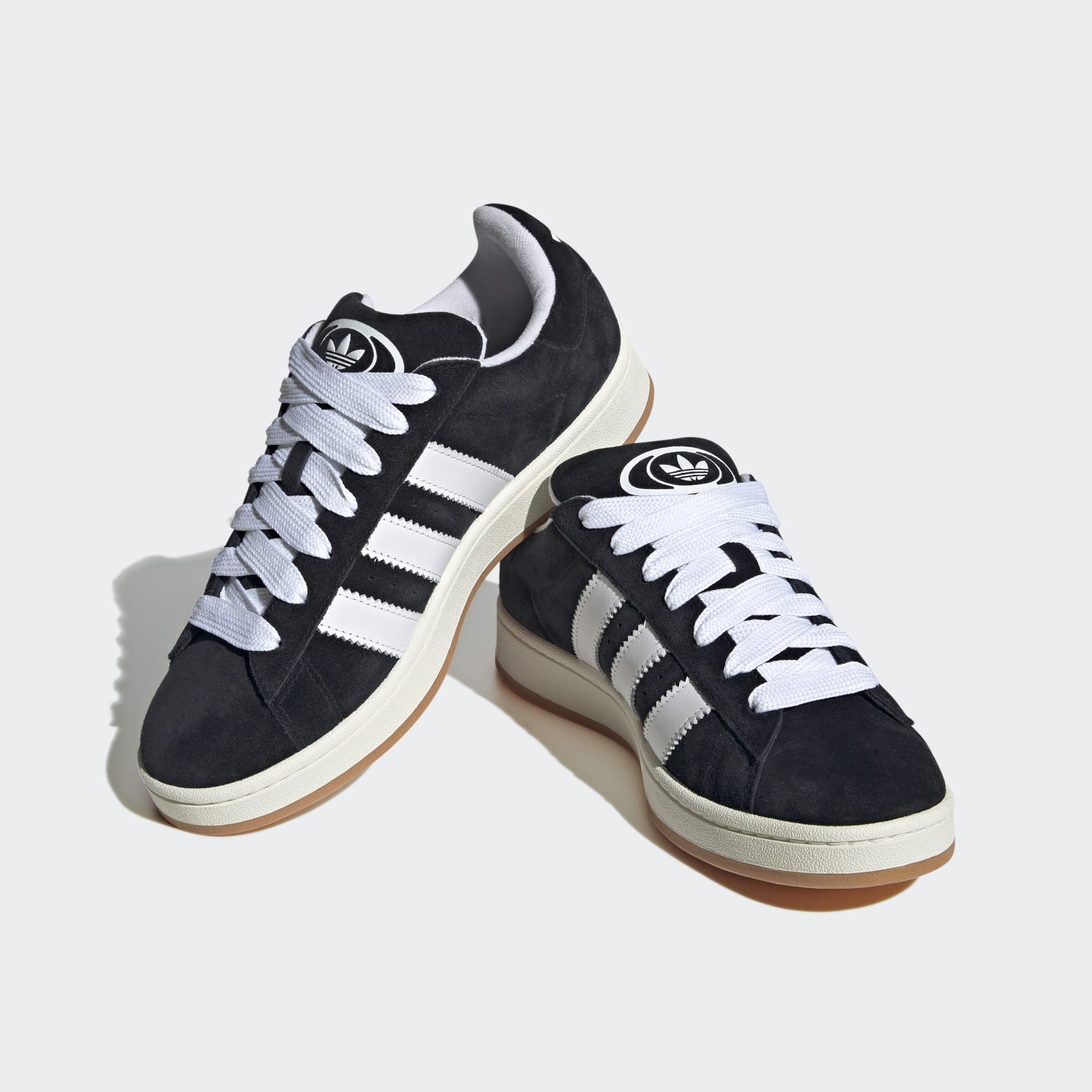 大阪・ミナミのストリートカルチャー震源地：2026年の「Adidas Shinsaibashi」が仕掛ける新次元の体験型リテール
