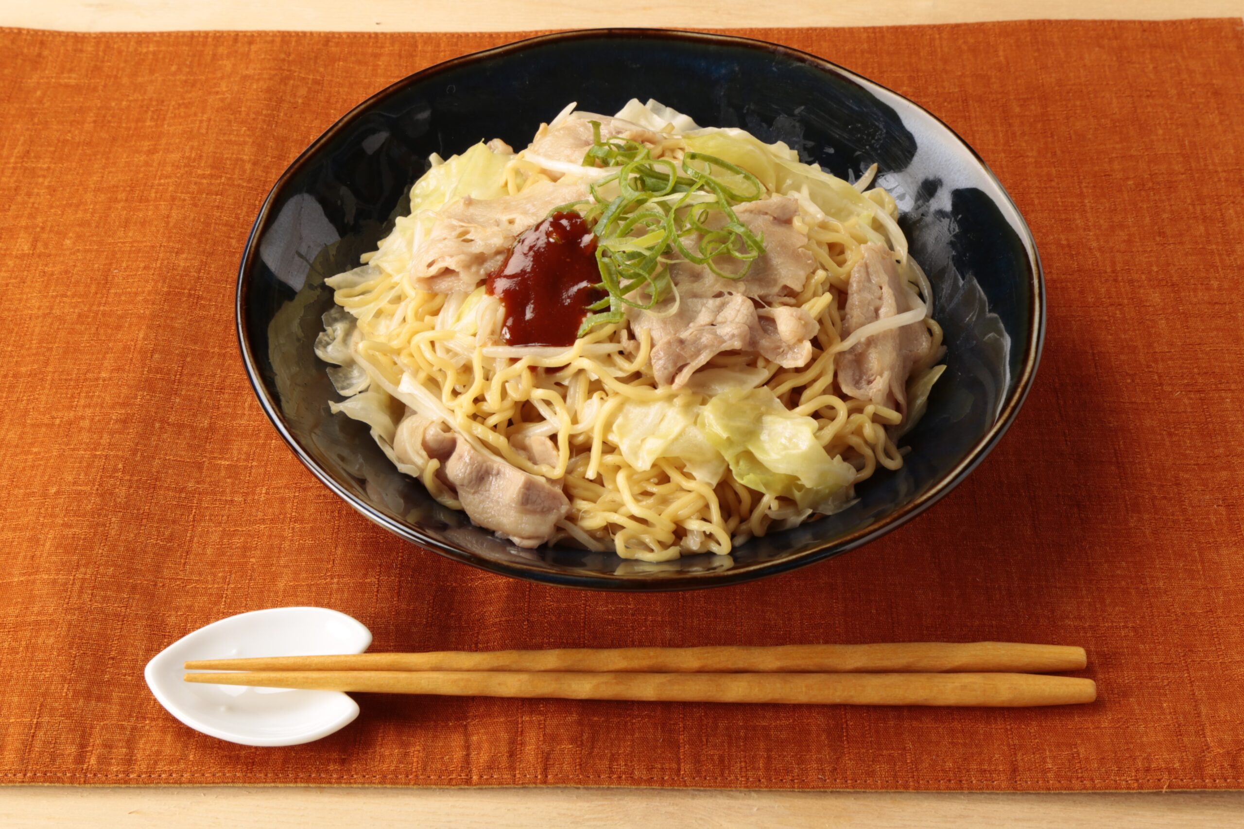 焼きラーメンの絶品レシピ決定版！博多屋台の味をフライパンで再現