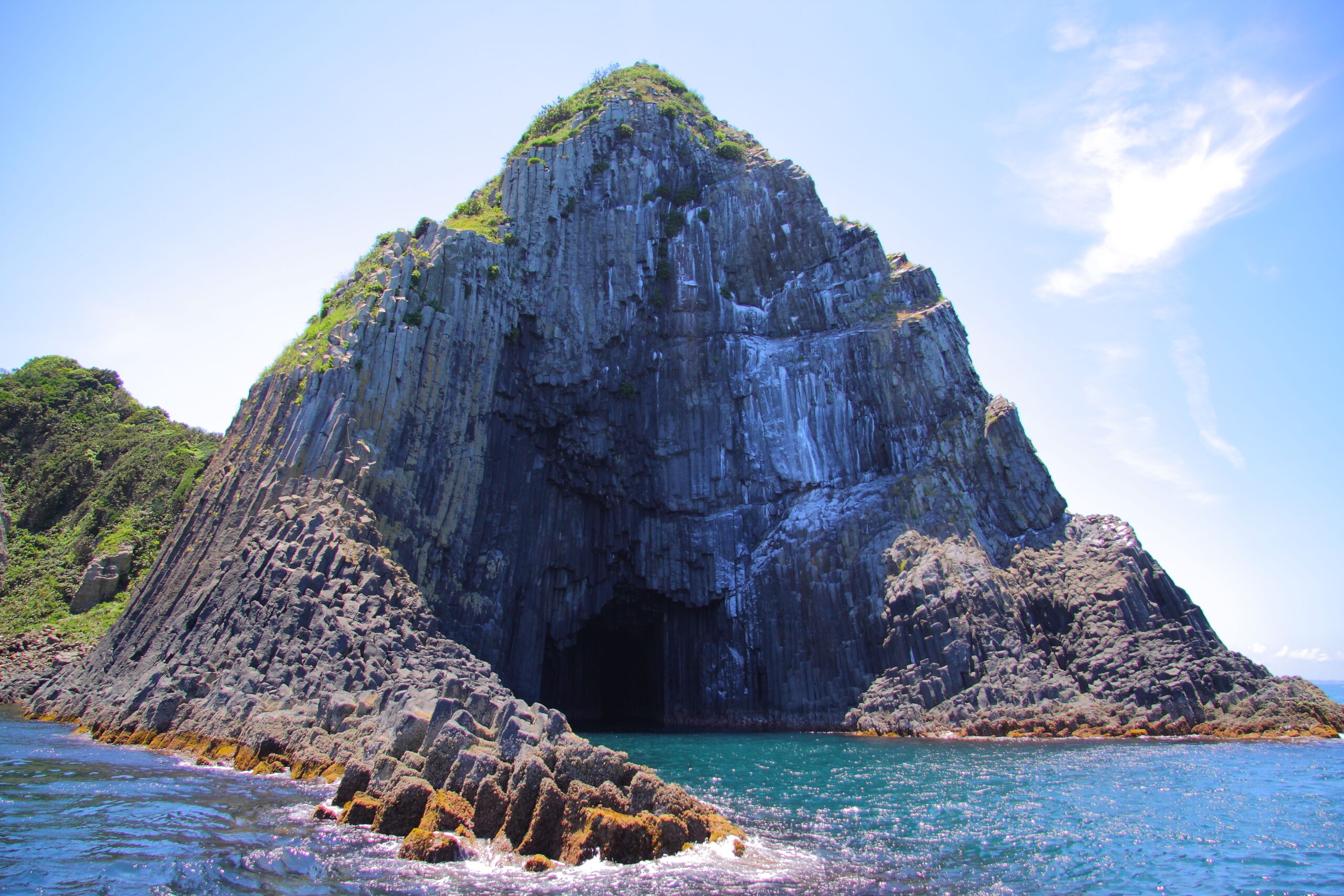 糸島が誇る芥屋の大門を完全攻略！神秘の玄武岩洞とトトロの森