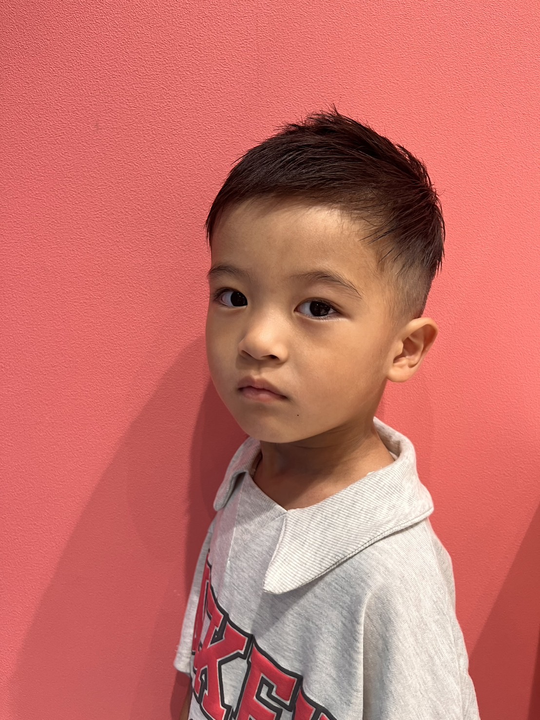 子供のツーブロック禁止の真相と失敗しない切り方・頼み方完全ガイド