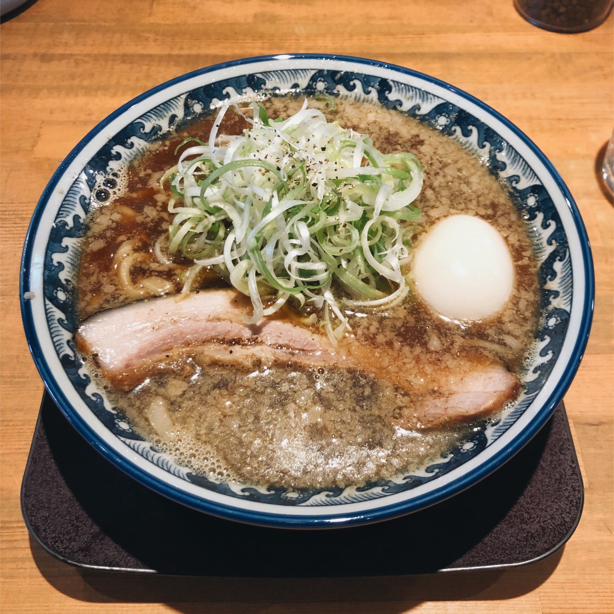 麺屋八海山の人気の秘密とは？絶品煮干しの魅力と混雑・最新情報を徹底調査