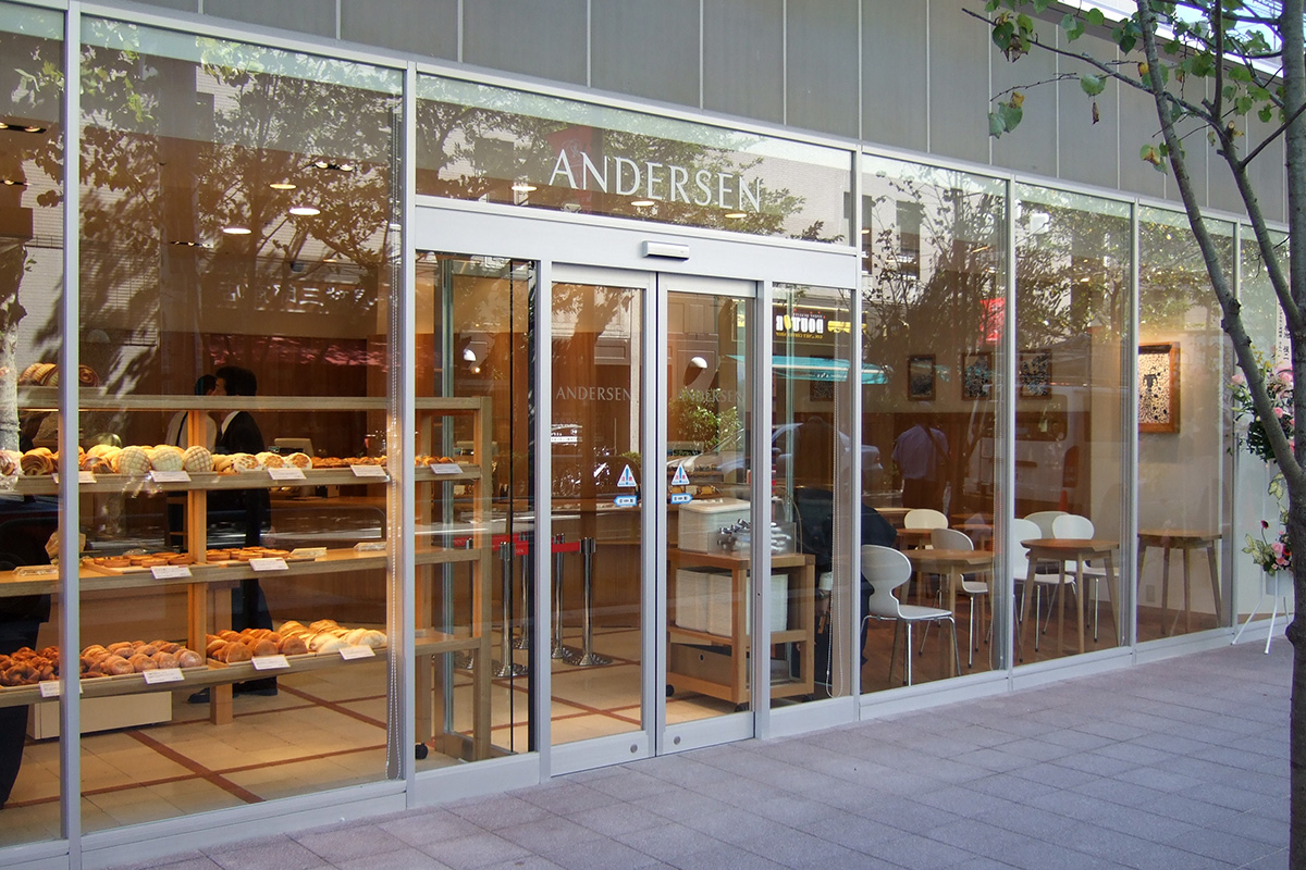 アンデルセン成城店の真価とは？おすすめパンやモーニングの評判を検証