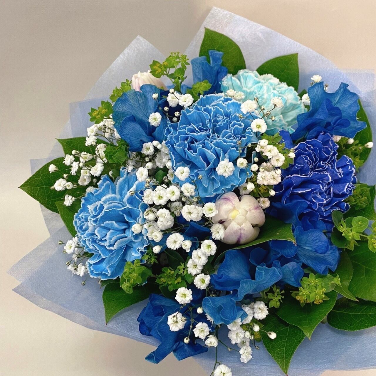 卒業式の花束で絶対失敗しない選び方｜相場・渡すタイミングと最新マナー