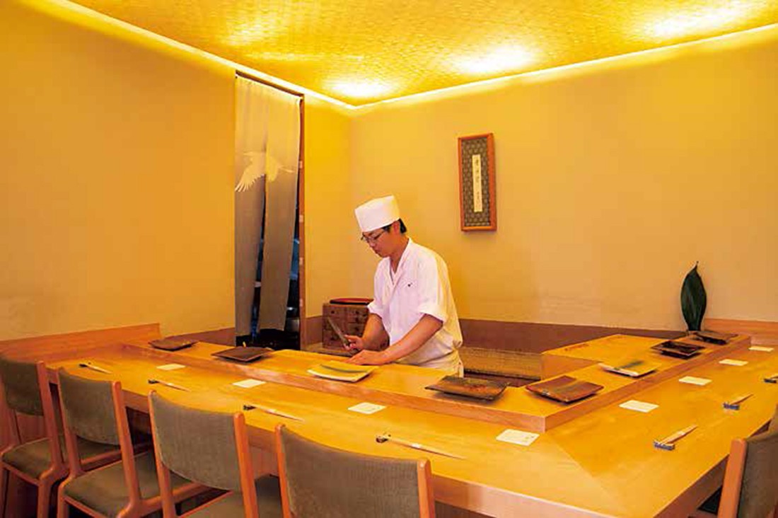 鮨みつ川金沢の予約と値段は？ミシュラン名店の口コミと最新メニュー