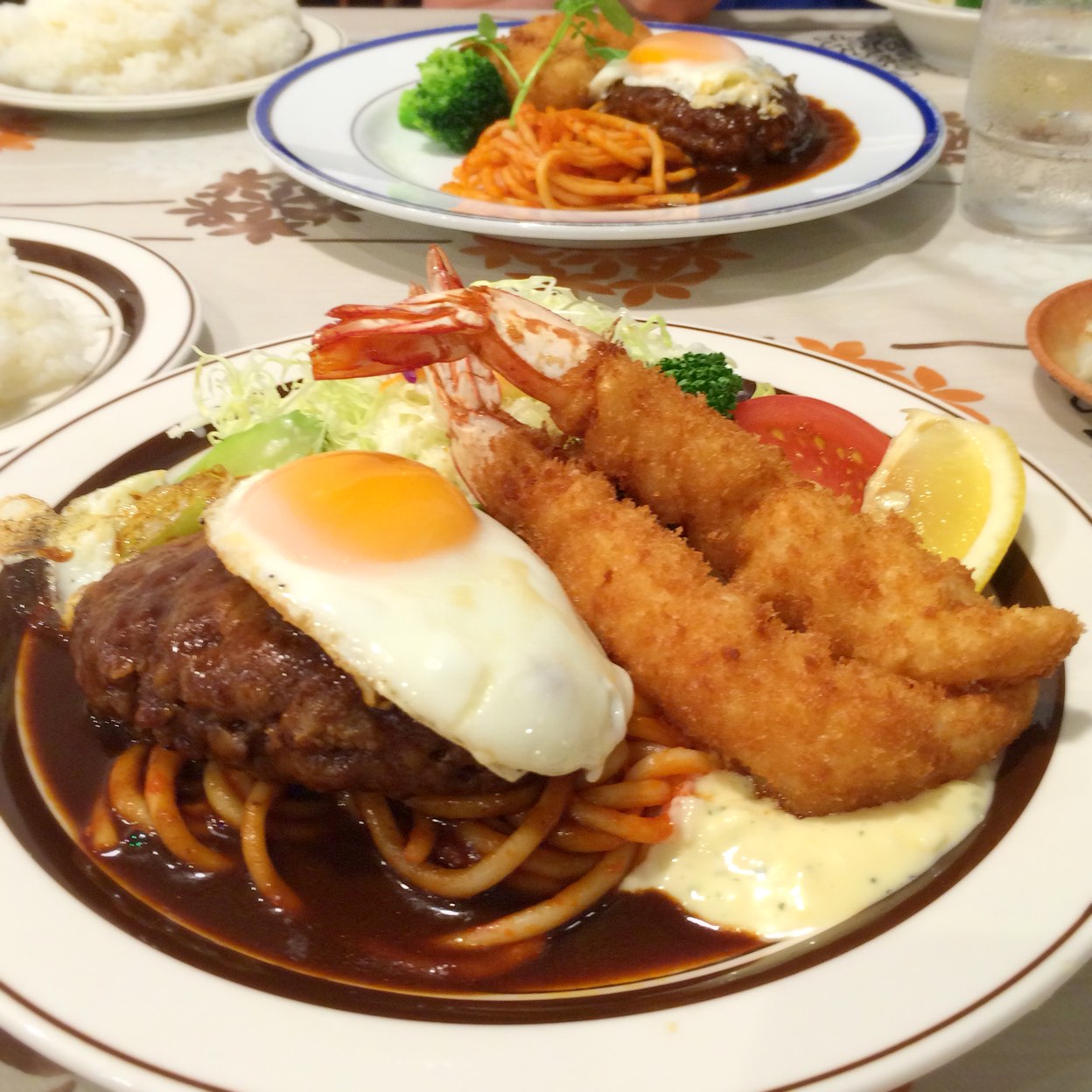 四日市の名店グリルニューコトブキ！極上ヒレステーキと混雑攻略