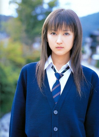 【2026年最新】女優・小松彩夏が歩む「自分らしい生き方」の現在地――演技、地方創生、そして色褪せない仲間との絆