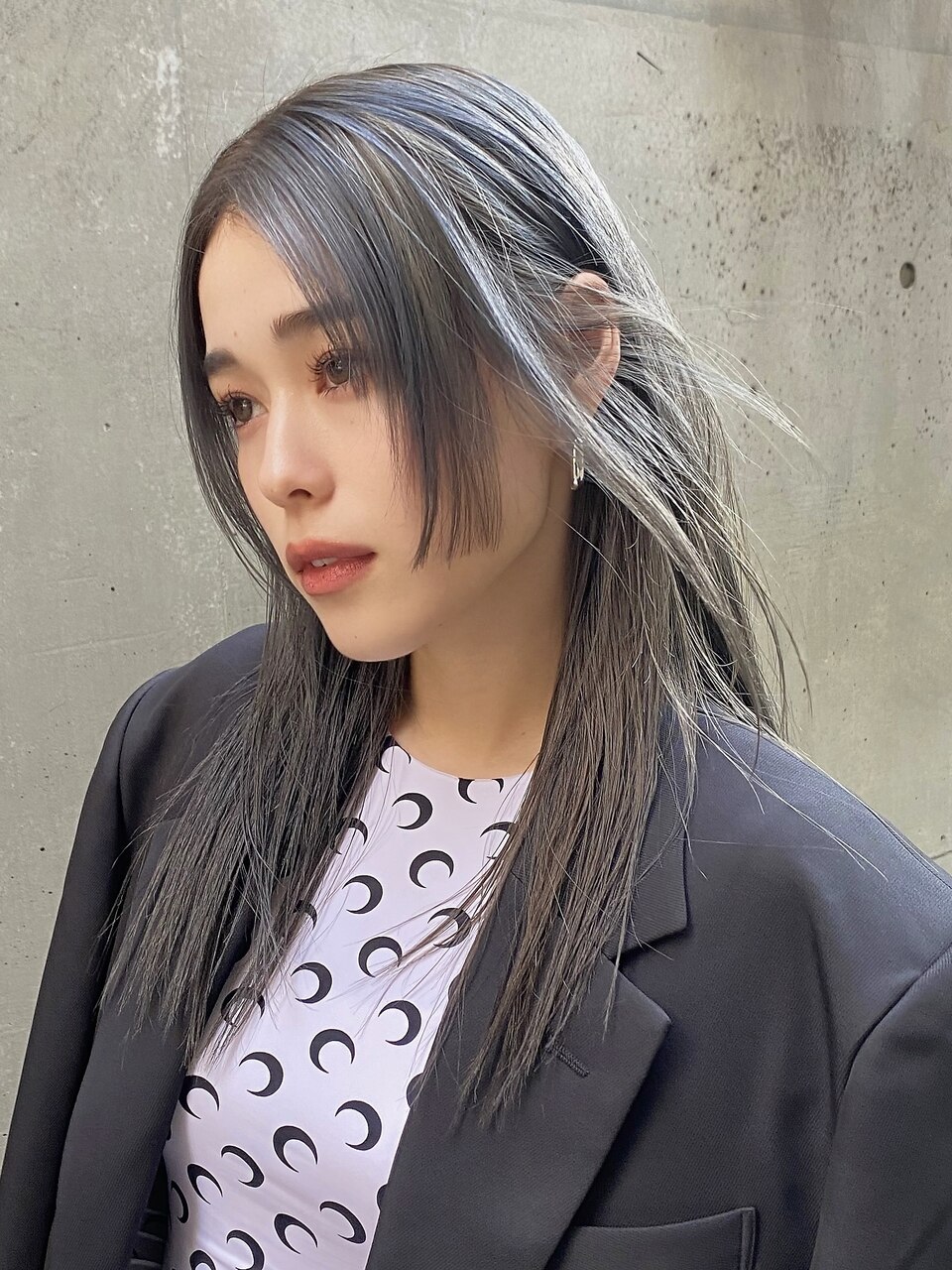 2026年、なぜ世界は「姫カット」に魅了され続けるのか？平安の伝統からZ世代のサイバーモードまで進化の全貌