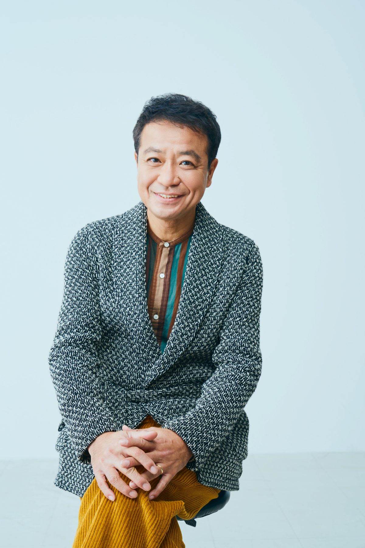 中山秀征の現在と年収・豪邸の真相！妻白城あやかや息子の活躍を追跡