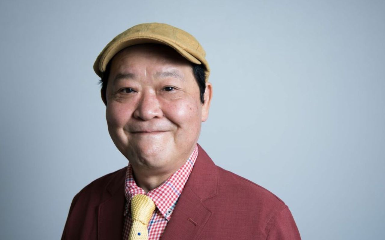 上島竜兵さんが遺した笑いの記憶｜ダチョウ倶楽部と妻が語る温かな素顔