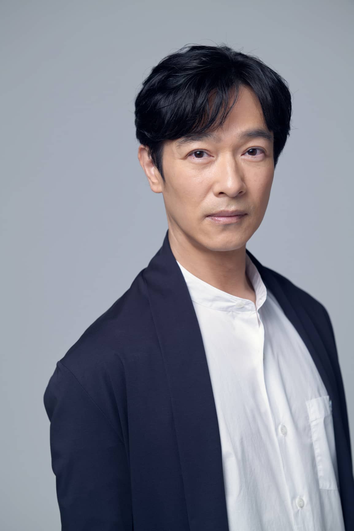 堺雅人、完全沈黙を破る衝撃の次回作！怪演の裏側と独占スクープ