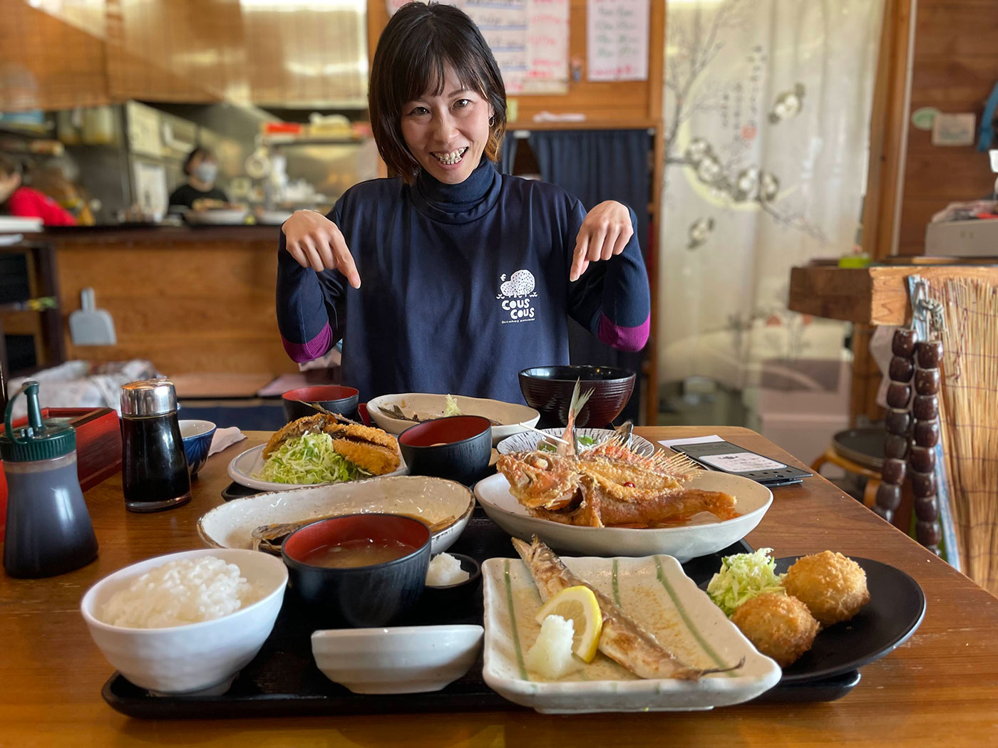 福浦漁港みなと食堂完全攻略！行列を避けて絶品海鮮丼を味わう極意