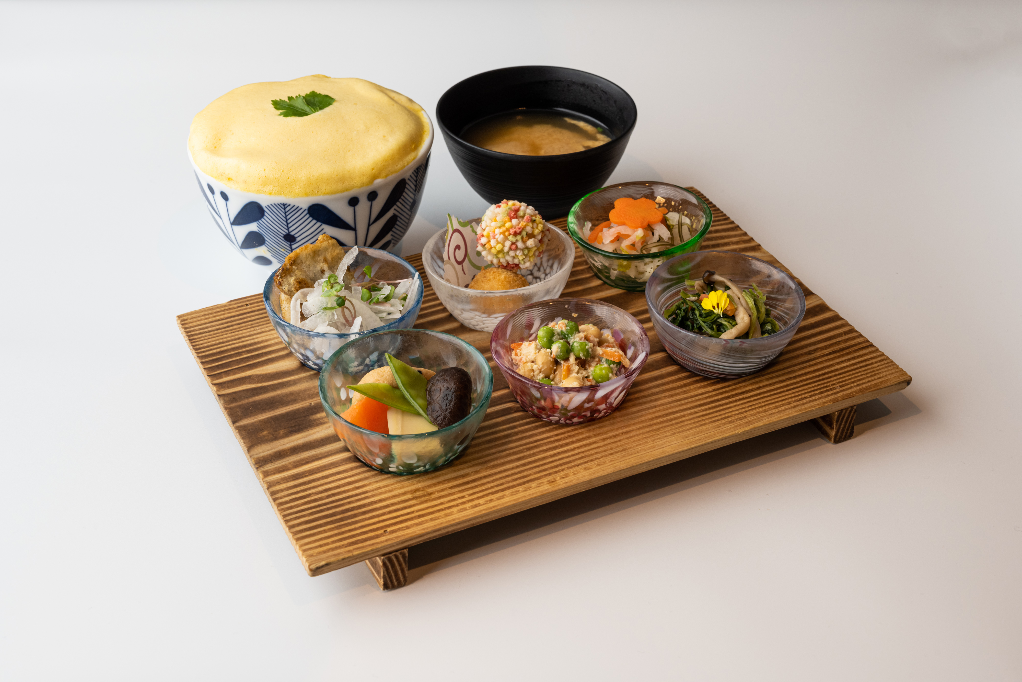 京菜味のむら錦店の人気の秘密とは？朝食の混雑や予約の真相に迫る