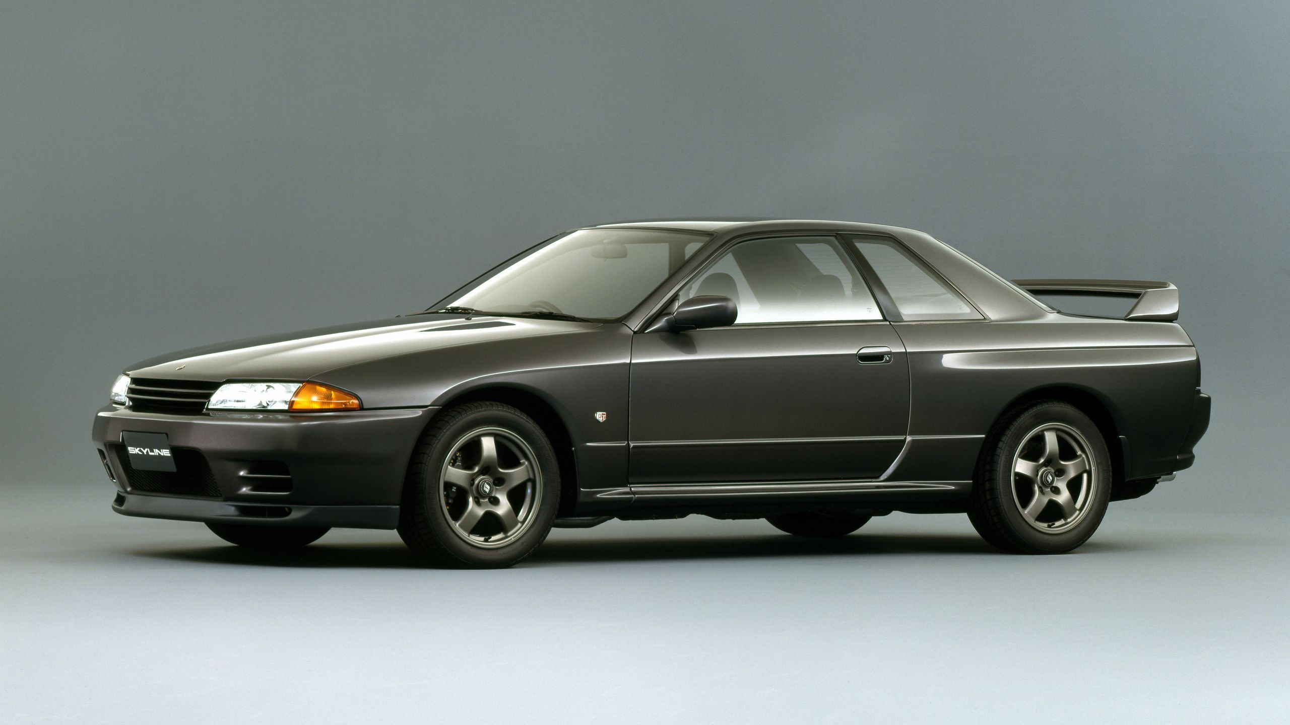 スカイラインGt-Rなぜ高騰？2026年中古車相場と歴代モデルの真相