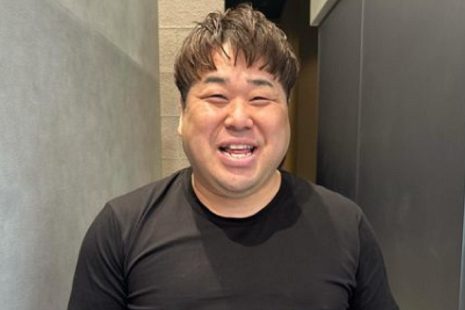 元プラスマイナス岩橋の病気の真相と現在｜強迫性障害と解散の全貌