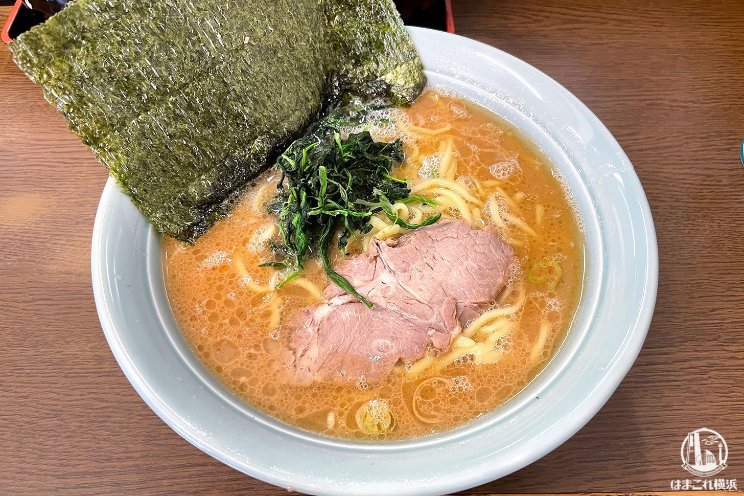 家系屈指の名店「寿々㐂家」の真実！行列の理由と2026年最新攻略法
