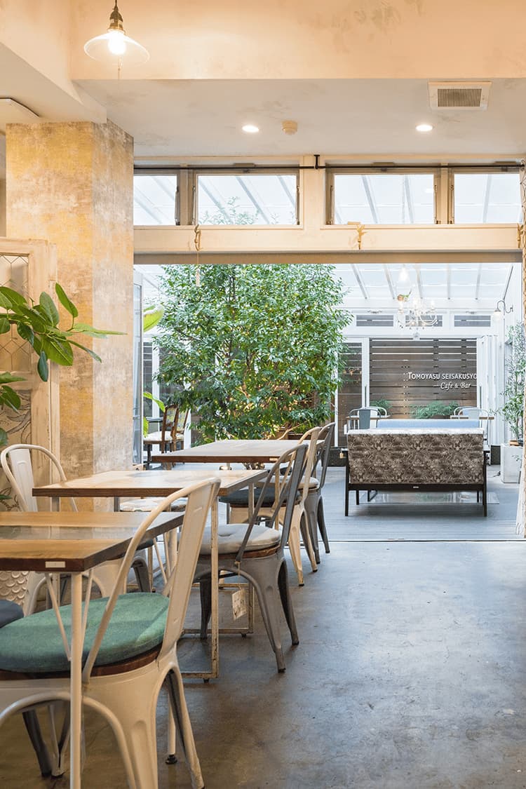 名建築×絶品バーガー！友安製作所Cafe&Bar阿倍野の魅力を徹底解剖